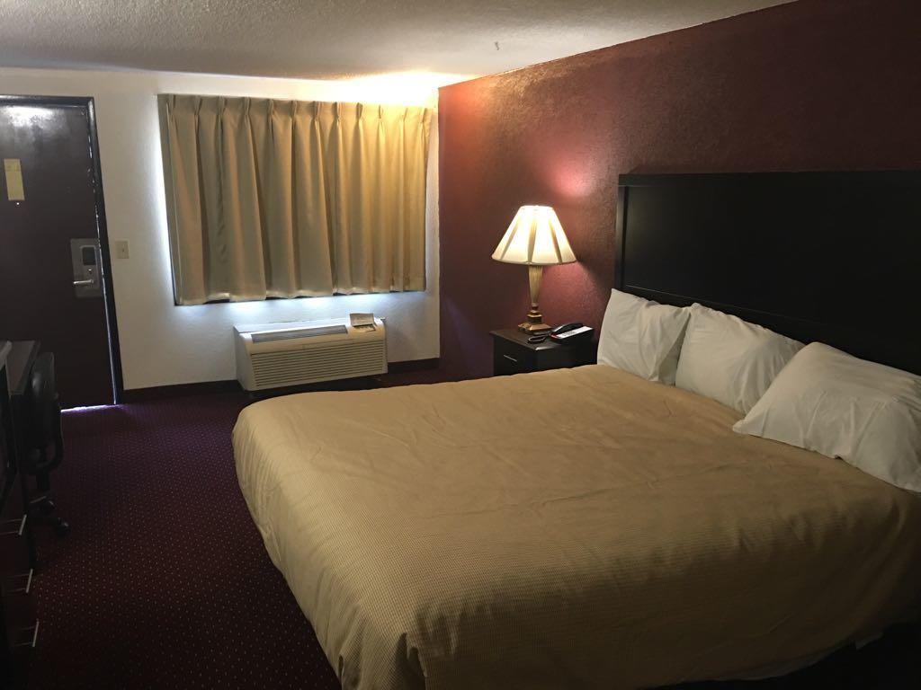 Super 9 Motel Troy Exteriör bild